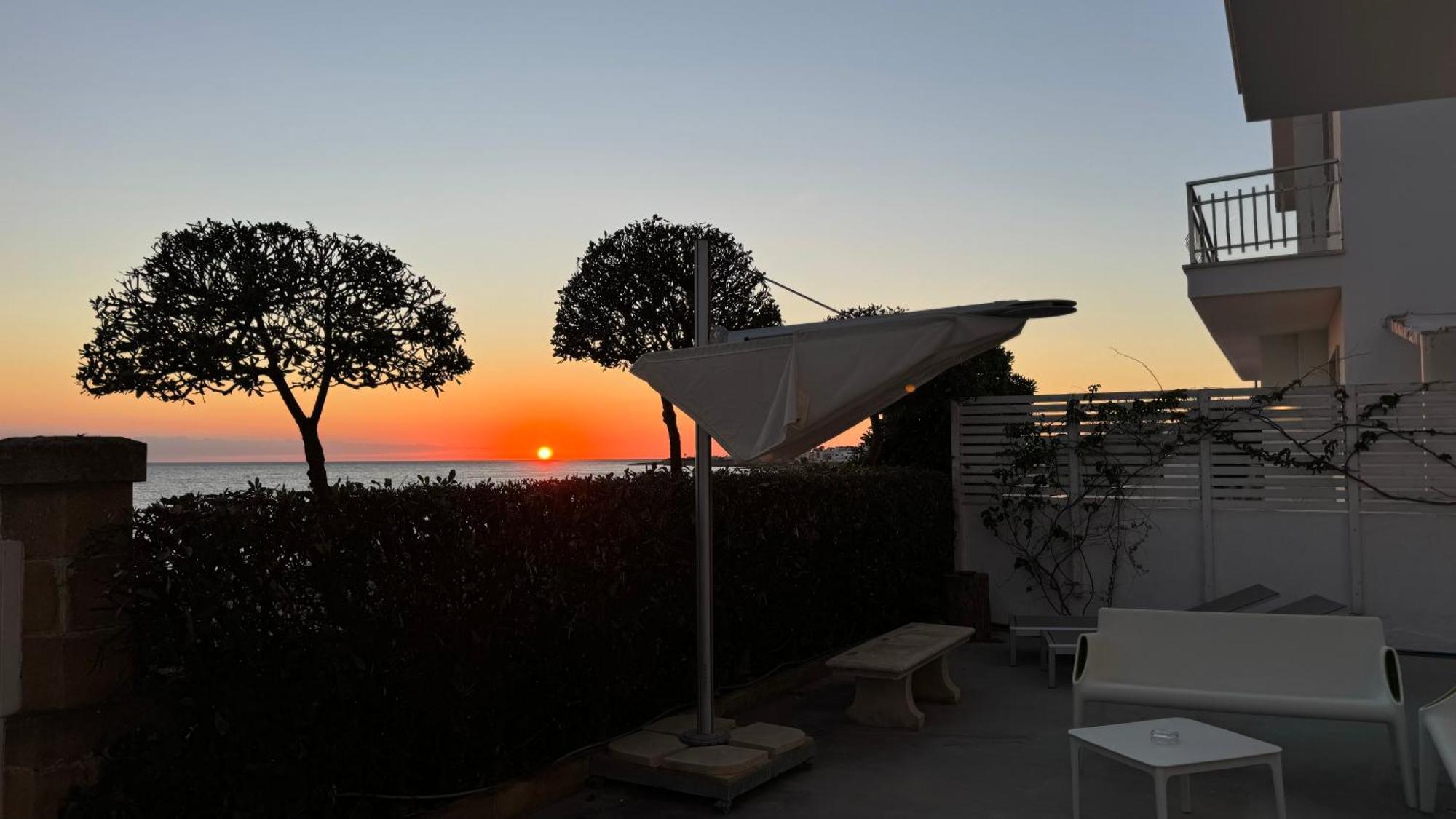 Sunset Bay Bed and Breakfast Torre Suda Εξωτερικό φωτογραφία