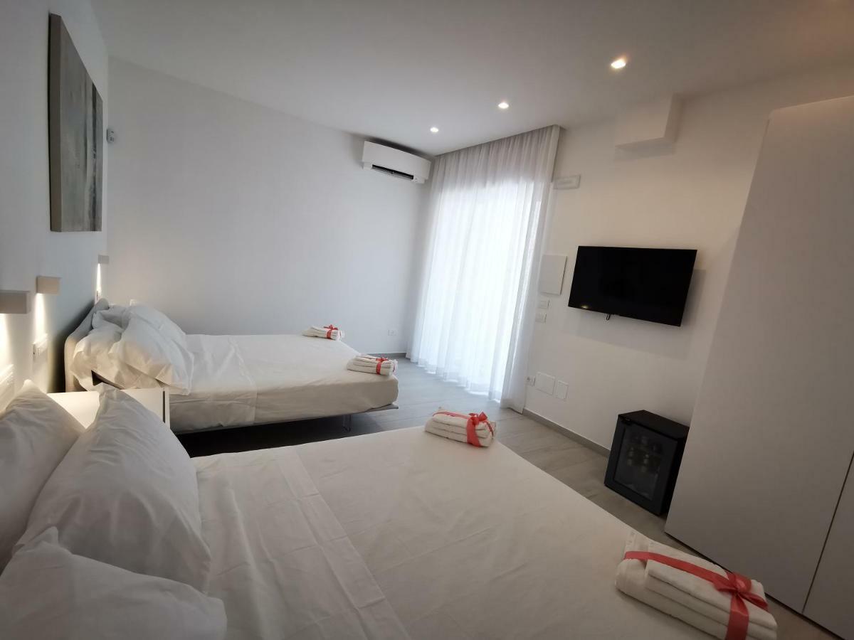 Sunset Bay Bed and Breakfast Torre Suda Εξωτερικό φωτογραφία