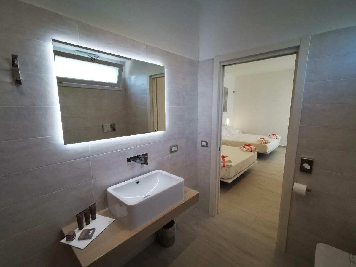 Sunset Bay Bed and Breakfast Torre Suda Εξωτερικό φωτογραφία